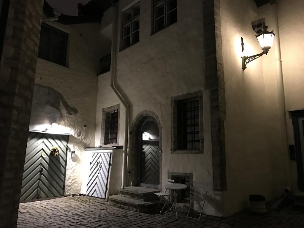 Apartamento Old Bishop'S House Tallin Exterior foto
