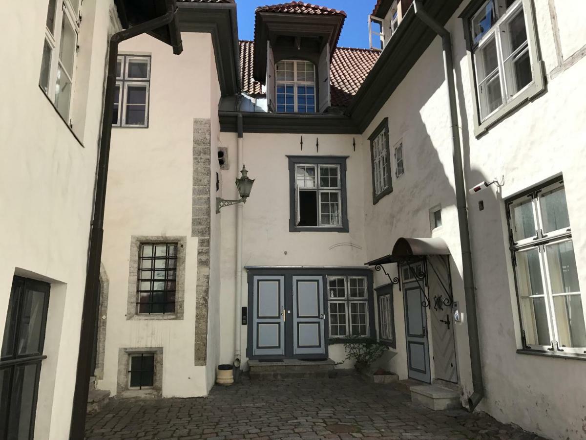 Apartamento Old Bishop'S House Tallin Exterior foto